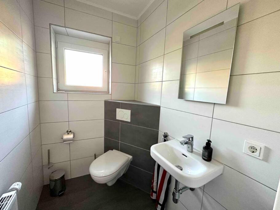 Ferienwohnung Komfortabel Wohnen Бремерхавен Екстериор снимка